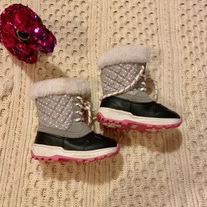 EUC toddler girls snow boots